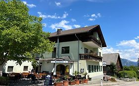 Gasthof Seestern With Lake Access